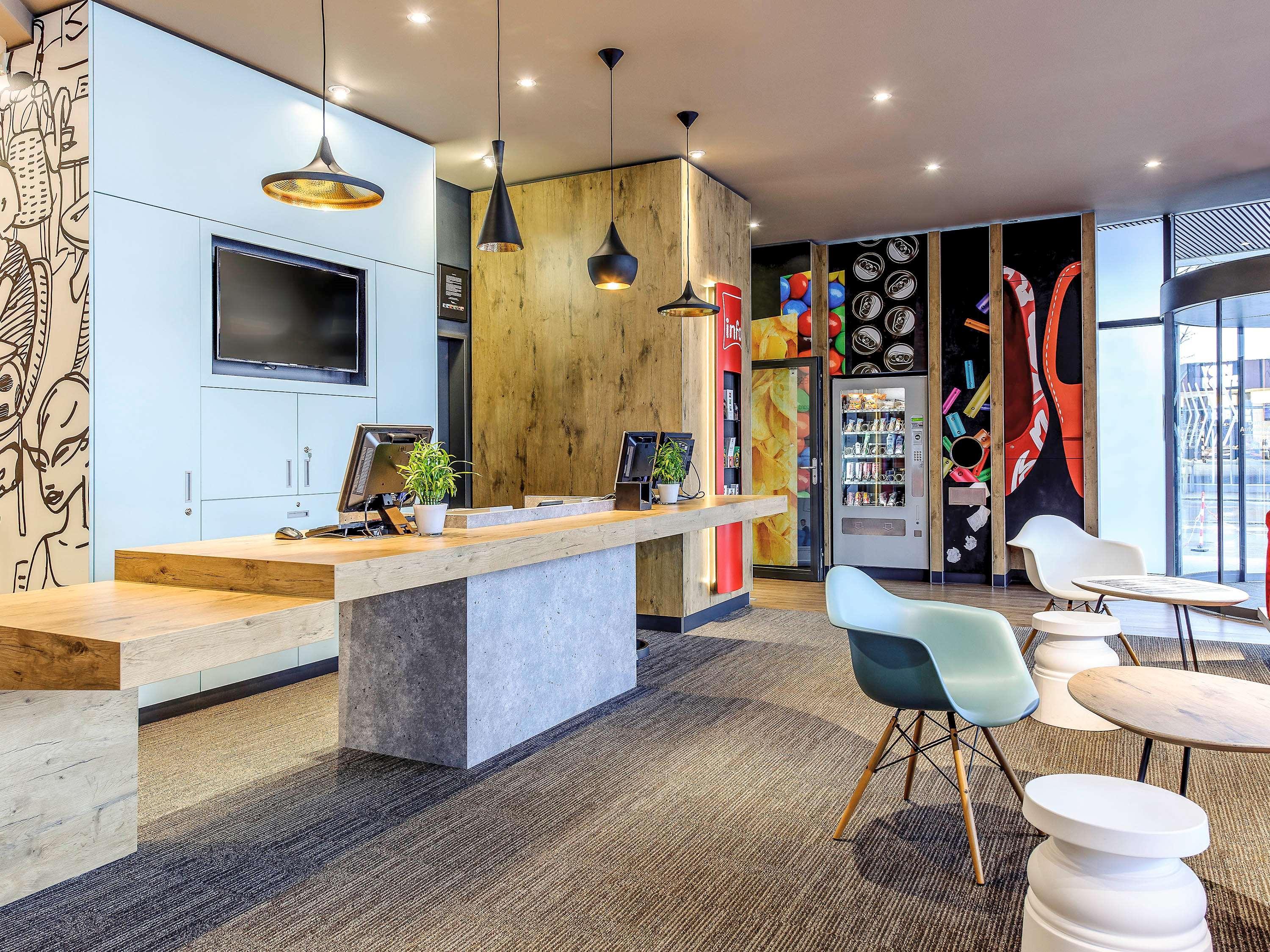 Ibis Baar Zug Экстерьер фото