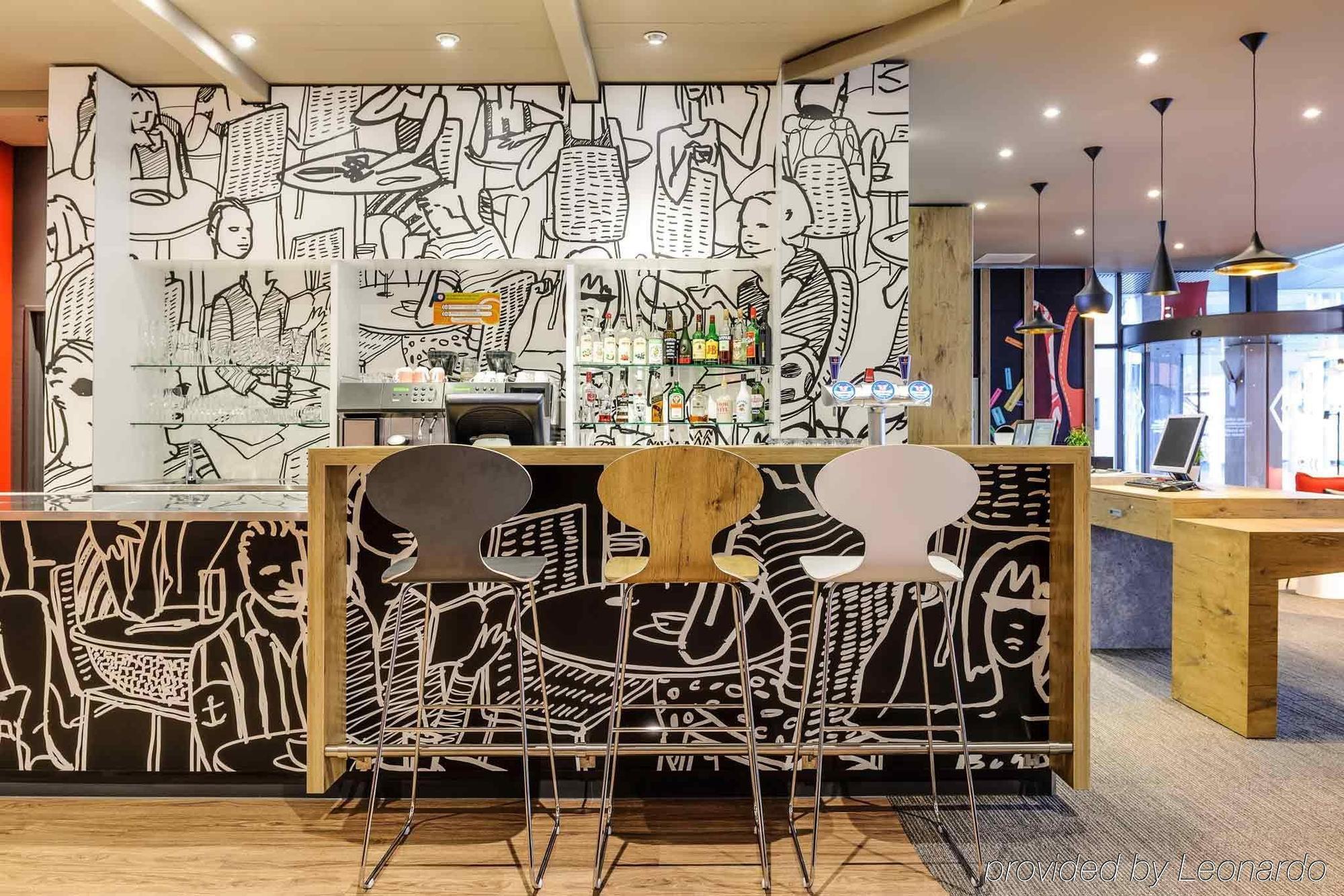 Ibis Baar Zug Экстерьер фото